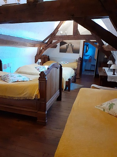 Photo-restobe-mars-2021-chambre-3-771x1030