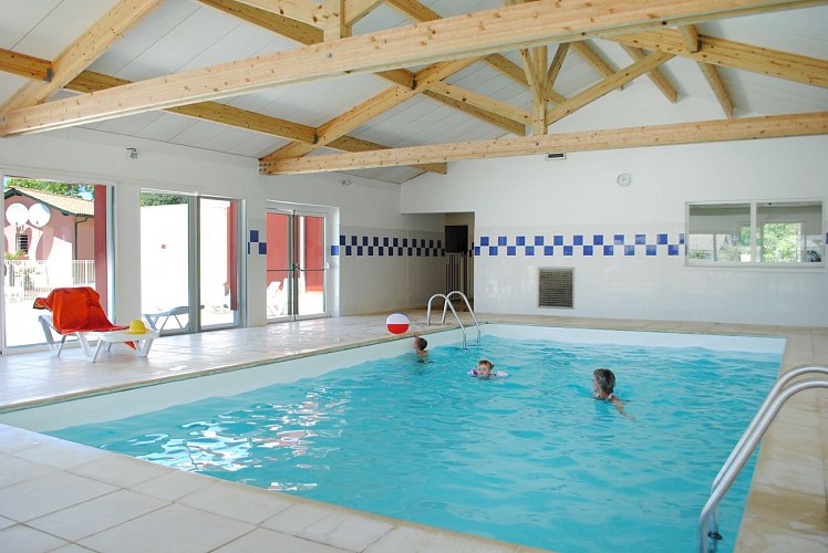 6. Piscine intérieure