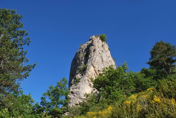 Le Rocher Pointu depuis le sentier