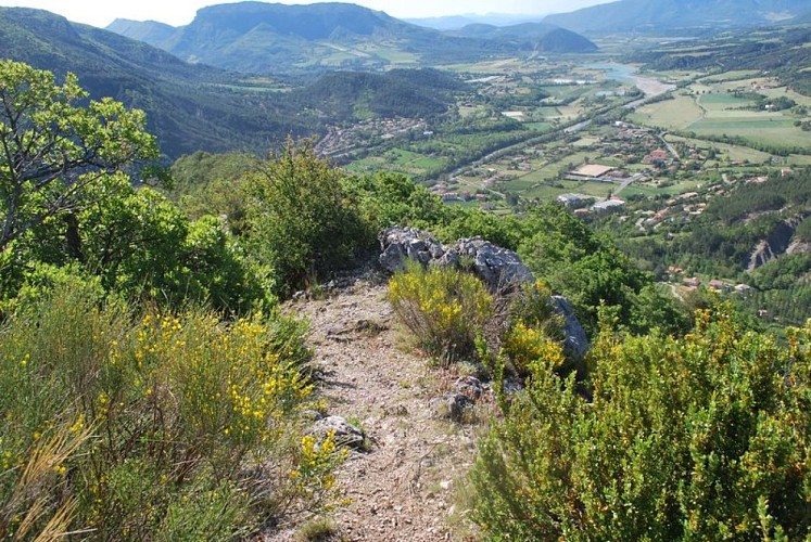 La Crête de Fontarache avec vue sur Serres