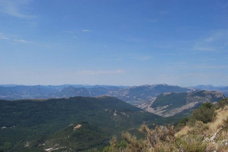 Le Cirque de Saint-Genis et les Gorges du Riou