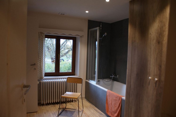 Au-dela-leau-laGrande4