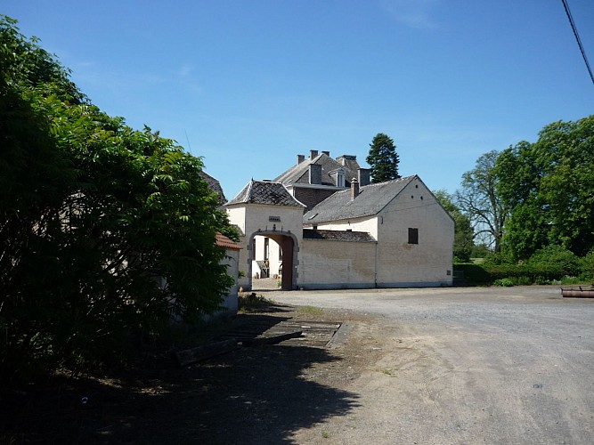 Au-dela-leau-laPetite0