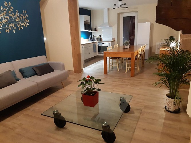 Le gîte à la campagne à Chassagnas sur la commune de La Croisille Sur Briance en Haute-Vienne - séjour salon_5