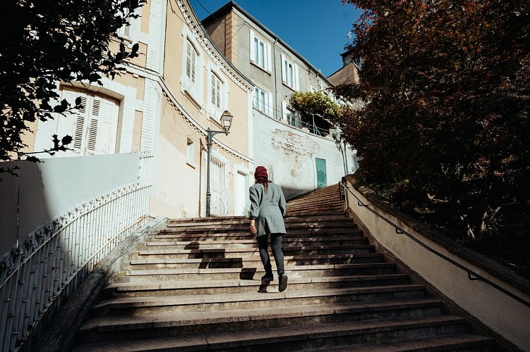 La montée du Crêt de Roc