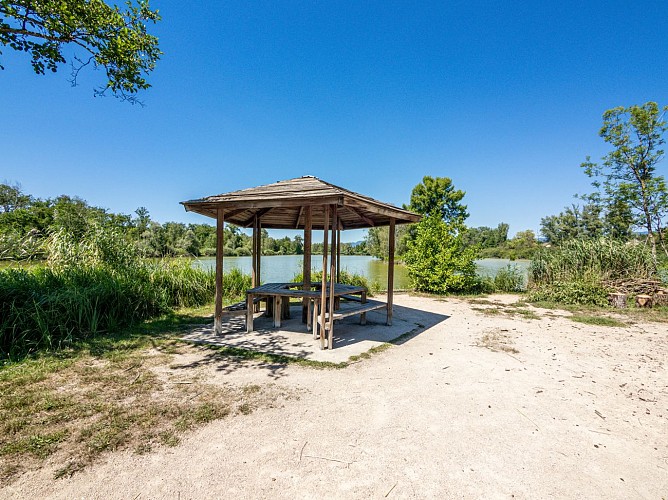 Aire de pique-nique d'Arandon-Passins