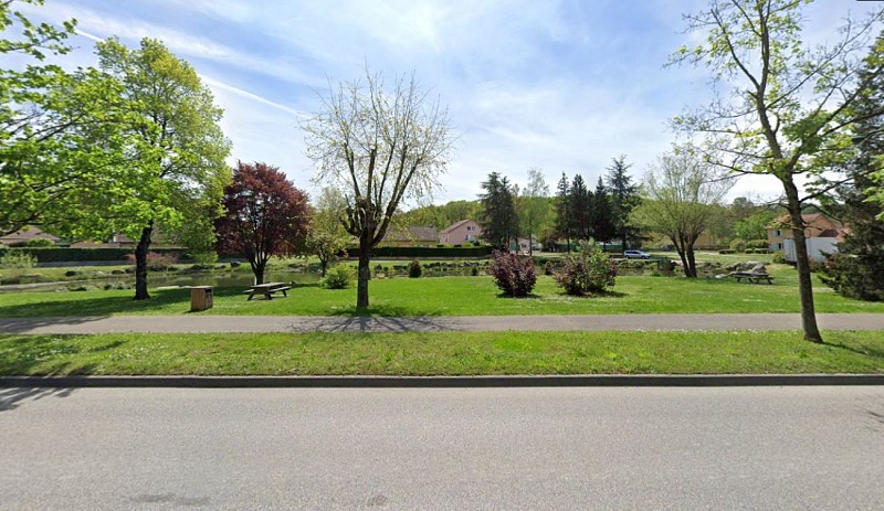 Aire de pique-nique de l'Ambéry à Morestel