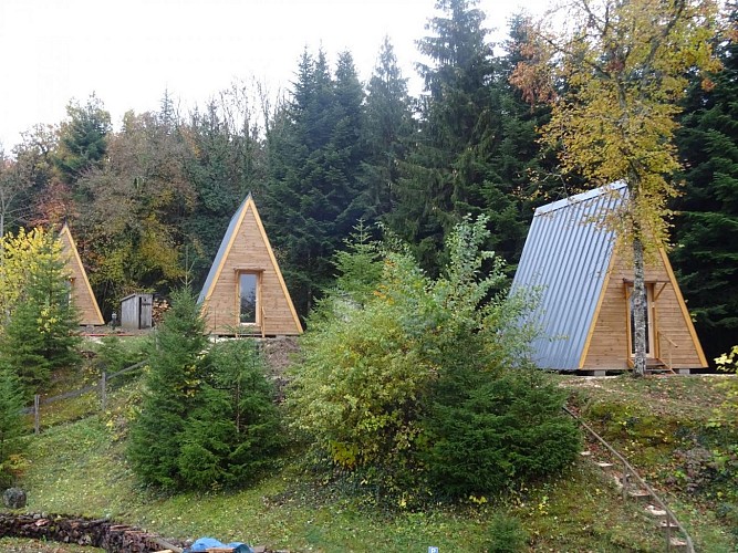 Yourtes et tipis bois Espace Rivoire