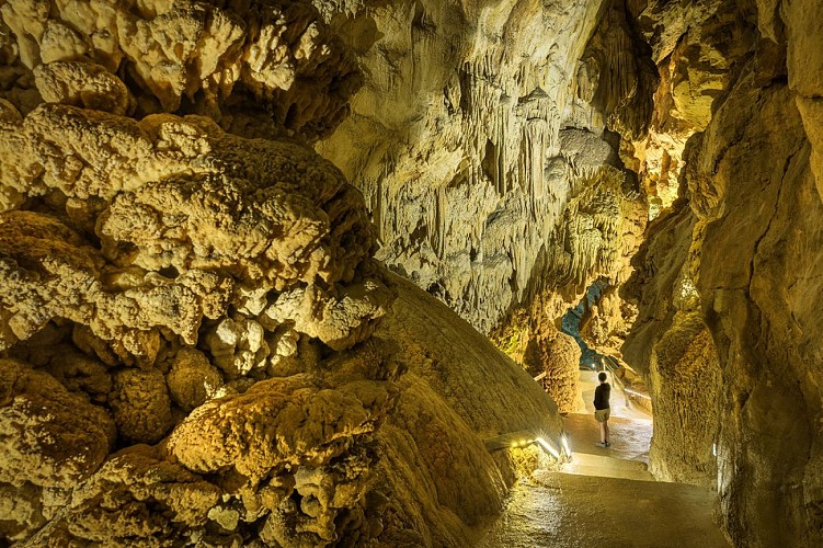 Grottes du Cerdon – Parc de Loisirs Préhistoriques