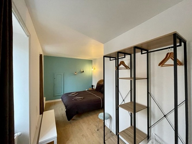 Chambre du bas bleue