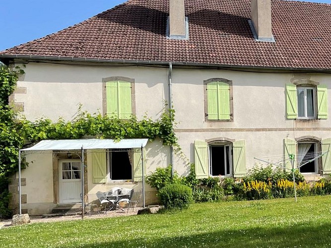 FERIENWOHNUNG COTTAGE SCHLAGSEITE – LA MANUFACTURE ROYALE