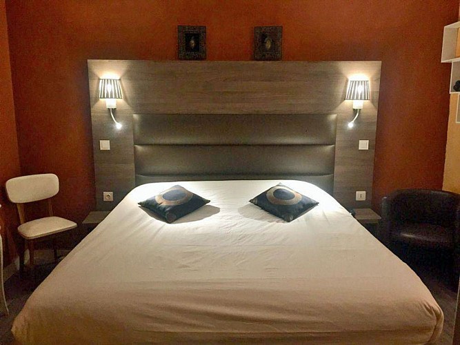 Hôtel-Restaurant Deshors-Foujanet