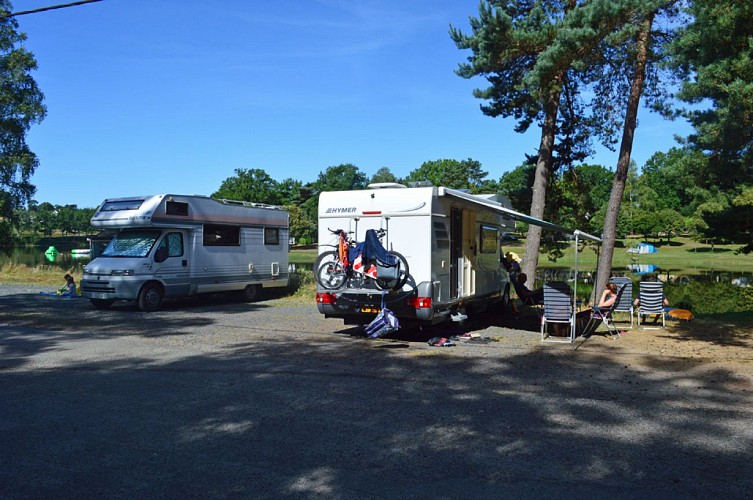 Servières le château motorhome site