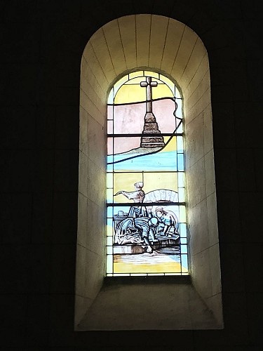 vitrail aubigny 2