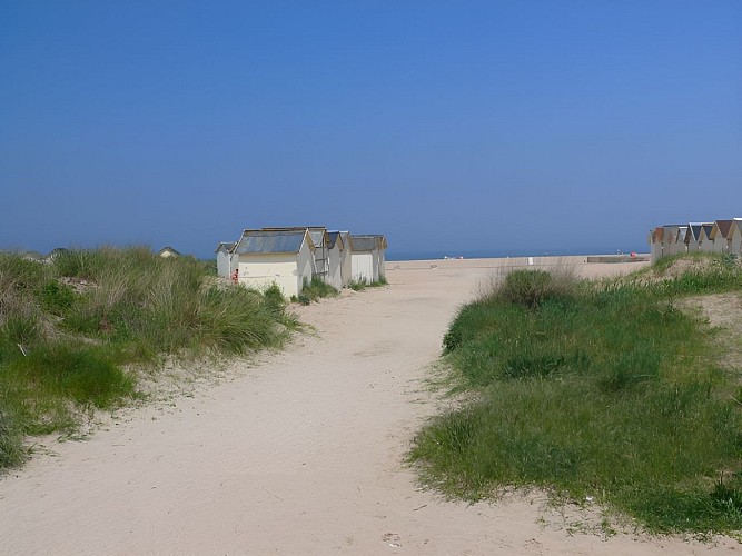 Aire de pique nique - bord de plage Ouistreham