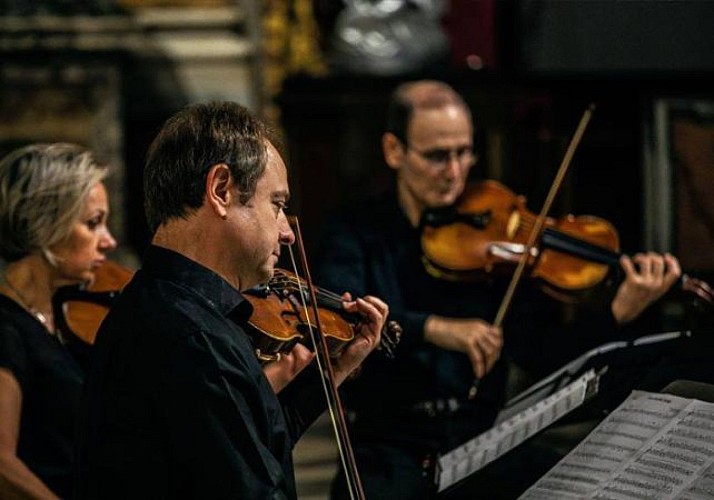 Opéra Concert les Grands classiques de la musique lyrique italienne dans l'église Caravita de Rome
