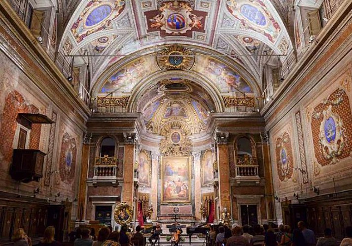 Opéra Concert les Grands classiques de la musique lyrique italienne dans l'église Caravita de Rome