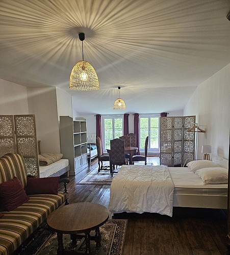 Meublé le chat Moustic