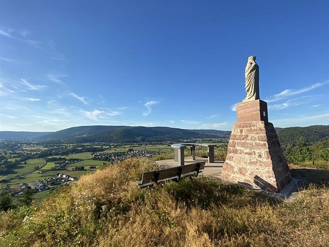 PANORAMA DEPUIS LA VIERGE DU MAI