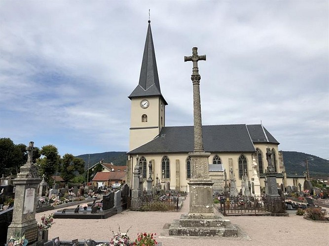 CROIX DE CHEMIN A DOMMARTIN LES REMIREMONT