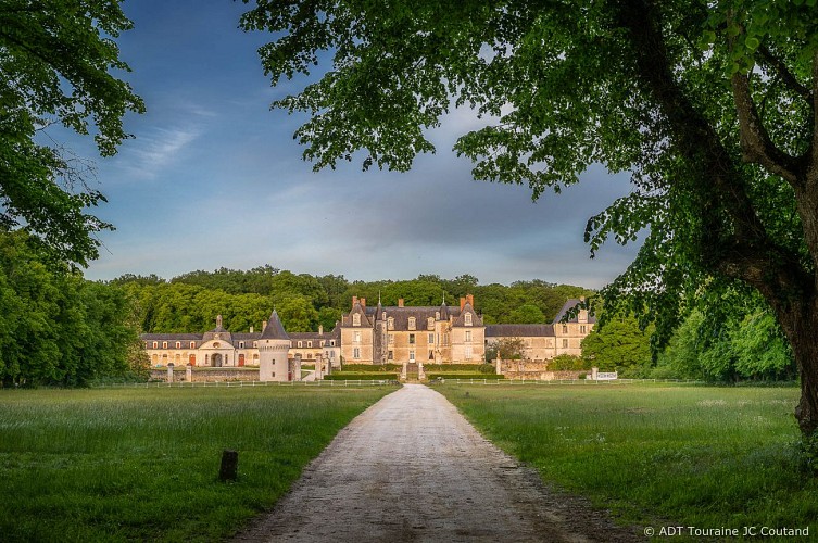 CHÂTEAU DE GIZEUX