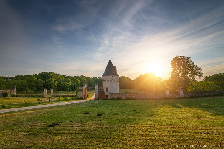 CHÂTEAU DE GIZEUX