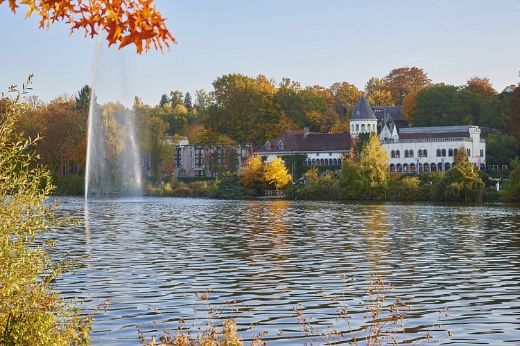 Martin's Chateau du Lac