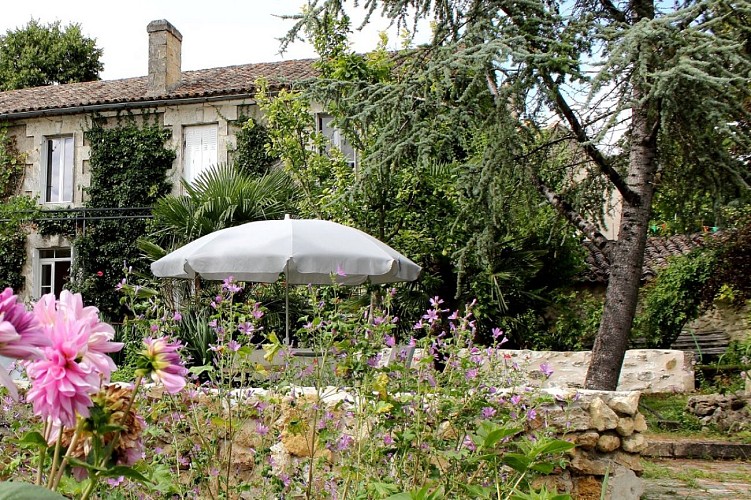 VALLET-RELAIS DE LA RENAISSANCE (14)