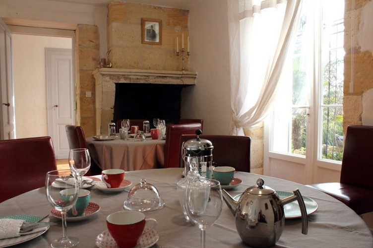 VALLET-RELAIS DE LA RENAISSANCE (8)