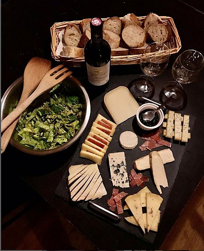 Screenshot 2022-04-08 at 15-59-34 La cabane du chevreuil (@la_cabane_du_chevreuil) • Photos et vidéos Instagram2