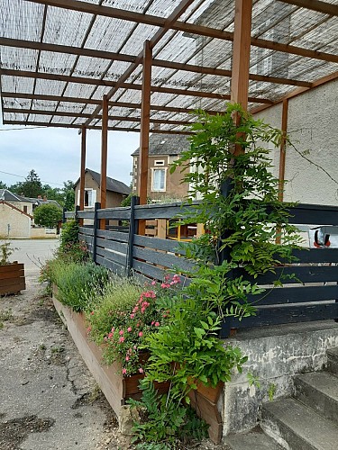 grande terrasse ombragée