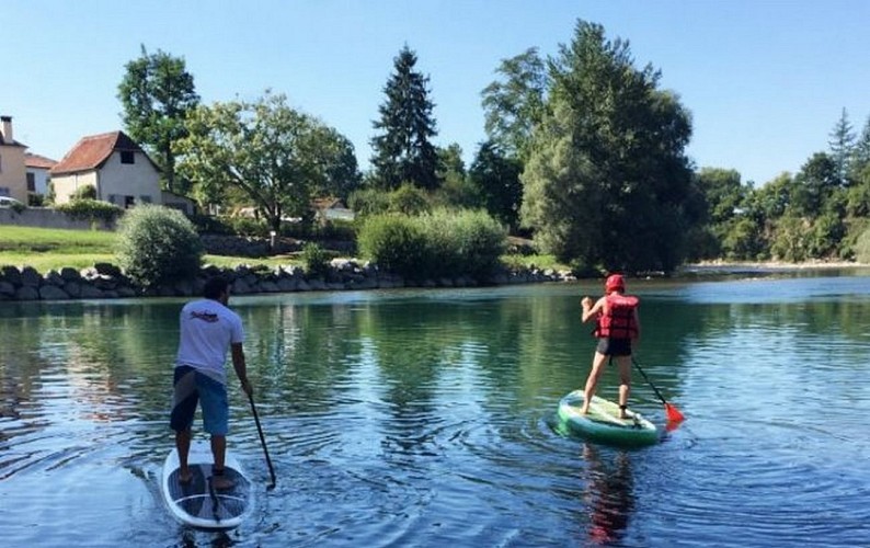 Aire de camping Car Montfort 5