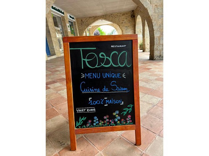 Restaurant La Tosca Sauveterre2