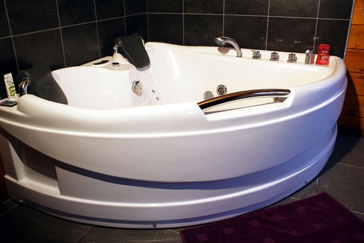 Chalet-isa-jacuzzi