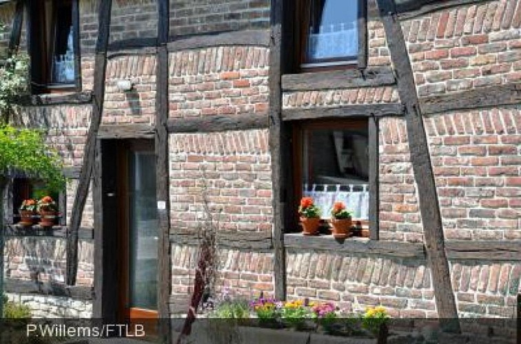 Le village de Biron, 40 siècles d'histoire