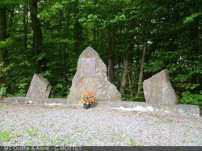 Monument dedicated to the 517th Parachute Infantry Regiment