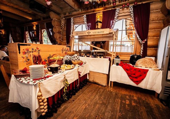 Une soirée traditionnelle à Cracovie : Dîner & Spectacle folklorique