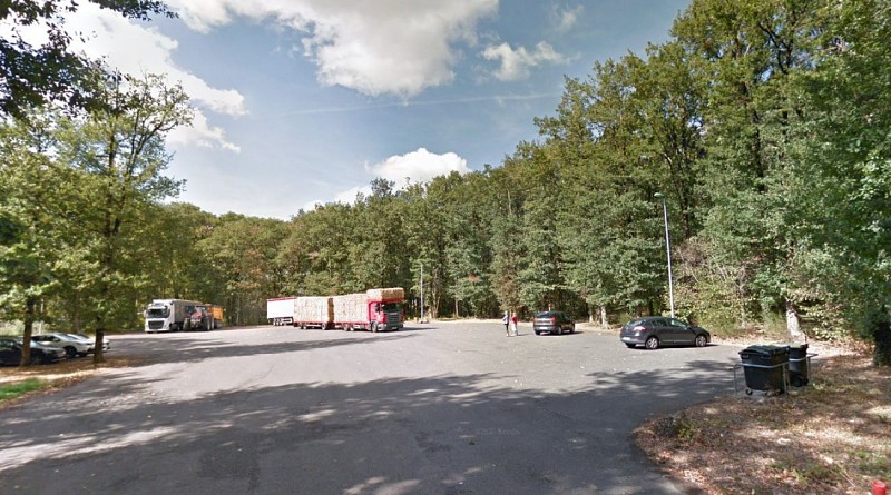 Aire de pique-nique - Aire de repos de Pressac