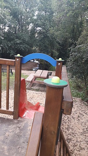 Aire de pique-nique de Saint-Leomer