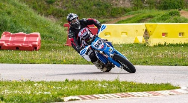 Supermoto