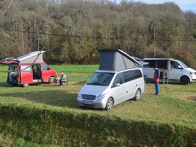 Piest aire stationnement crédit Aux Hirondelles (6)