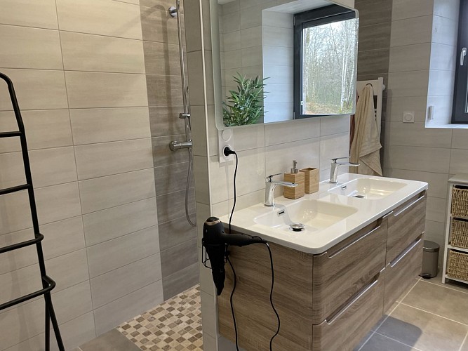 Salle de bain - gîte Le Bruaux