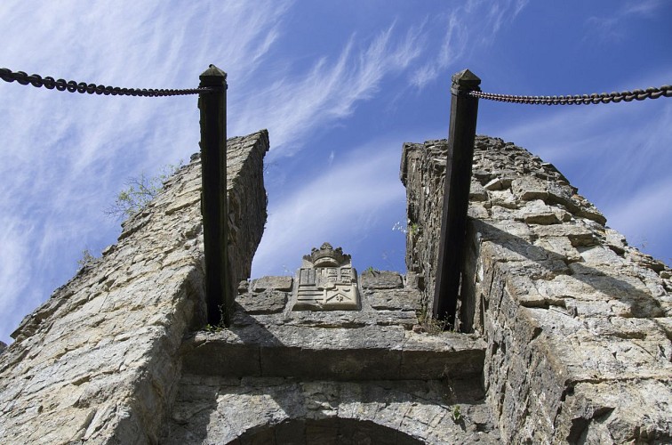 Le château féodal de Montcornet 
