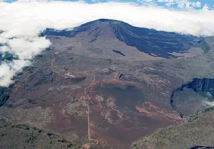 Autres Survol en hélicoptère de La Réunion Piton de la Fournaise, 3 cirques & Trou de Fer