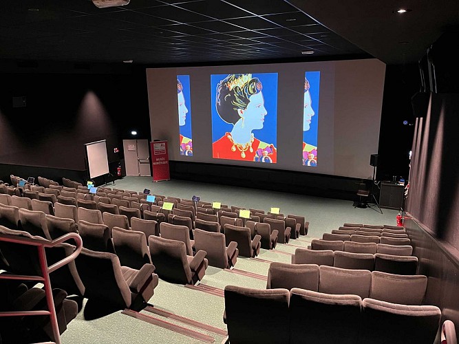 Espace Numérique -Reine-Margrethe-II-de-Danemark,-sérigraphie-d'Andy-Warhol,-1986-(2)