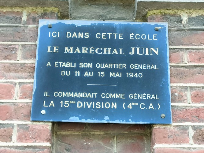 Tongrinne plaque Maréchal Juin