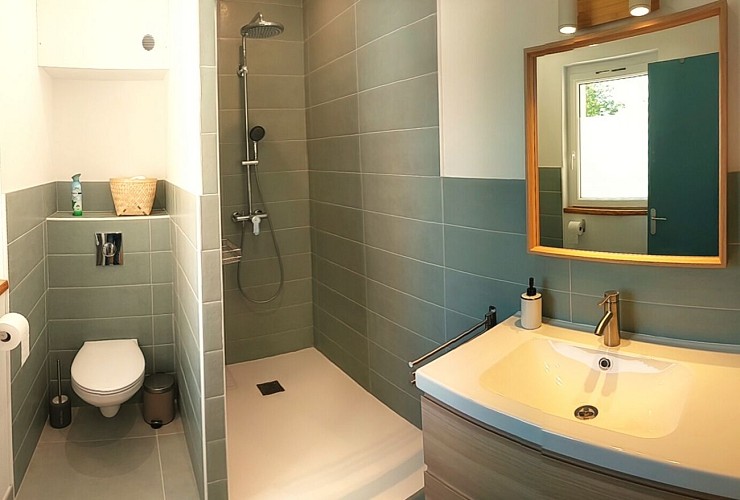 3 salle de bain l'aigrette