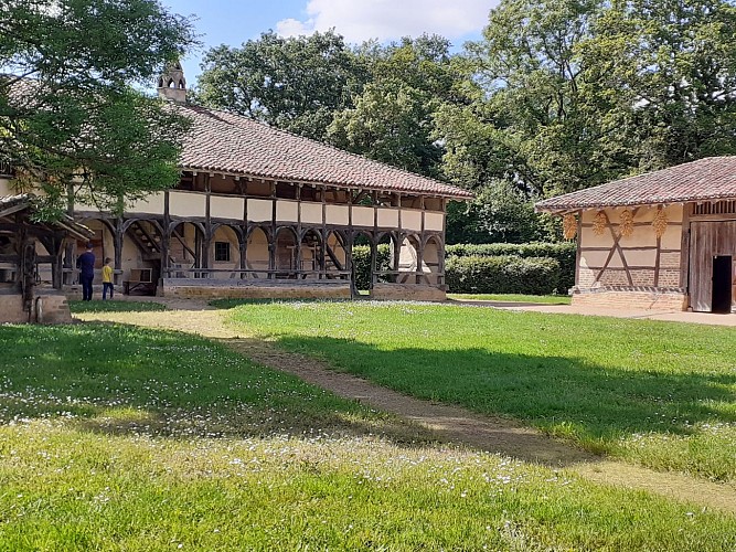 Bresse Museum and Domaine des Planons Farm