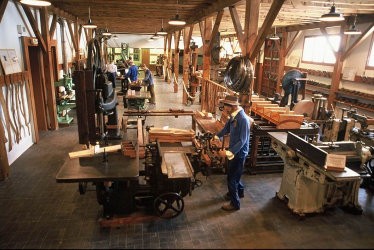 Museum over houtwerkmachines en het oude handwerk
