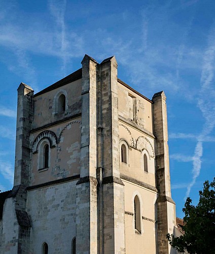 Tour romane de l'Abbaye Notre Dame de Jouarre